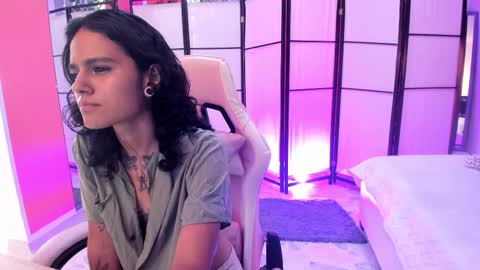 julianne_7 online show from 03/02/26, 08:26