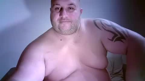 Juliano online show from 11/19/25, 02:11