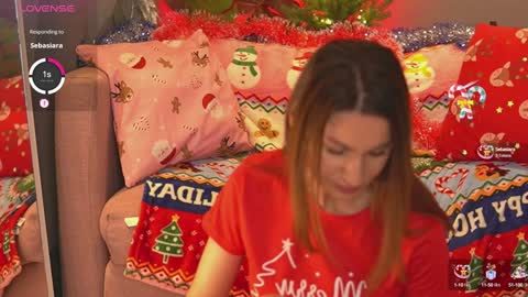 Snapshot of juliarichard chatting on 12/26/24, 03:42 Julie online show from 12/26/24, 03:42