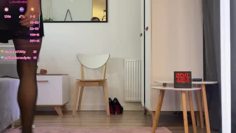 Julia online show from 04/19/26, 09:06