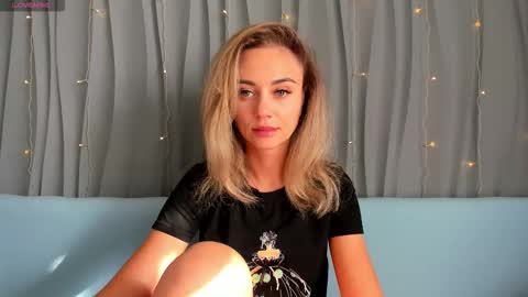 Yulya online show from 09/28/25, 03:12