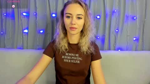 Yulya online show from 10/28/25, 03:10