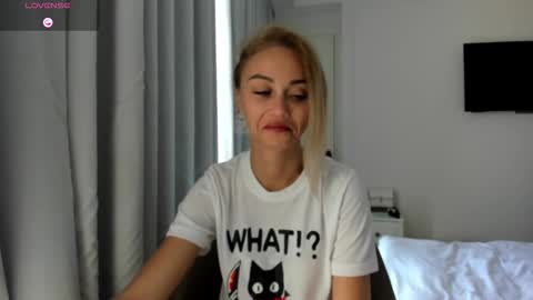 Yulya online show from 02/05/26, 03:00