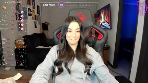 Snapshot of julidavila chatting on 03/07/25, 04:24 Jeimy Help me to reach 100 thumbs up online show from 03/07/25, 04:24