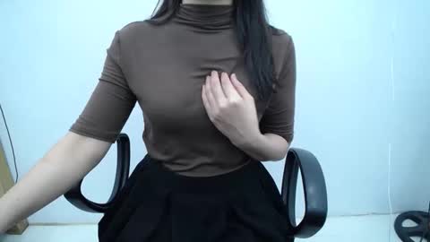 Snapshot of julie9x chatting on 10/13/25, 08:53 julie9x online show from 10/13/25, 08:53