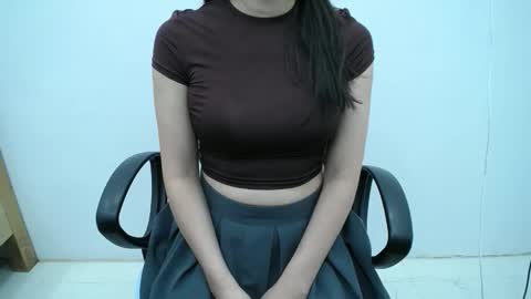 Snapshot of julie9x chatting on 11/23/25, 08:41 julie9x online show from 11/23/25, 08:41