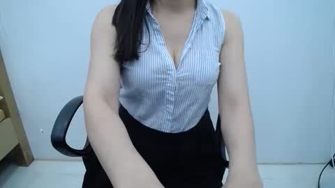 julie9x online show from 05/05/26, 07:55