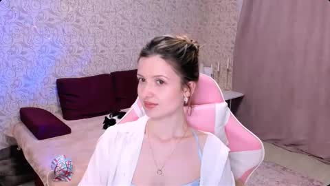 Julie online show from 02/23/25, 06:34