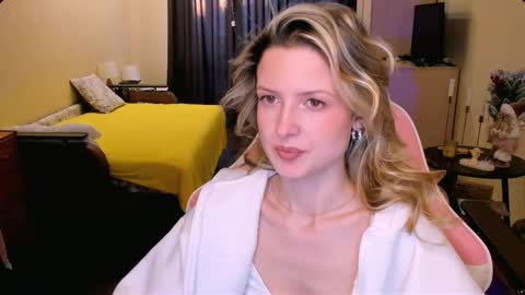 Julie online show from 01/06/26, 05:00