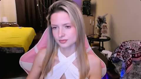 Julie online show from 01/17/26, 03:17