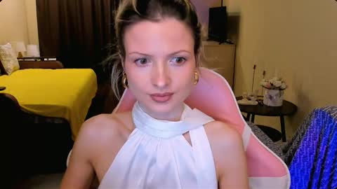 Julie online show from 02/21/26, 03:35