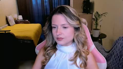 Julie online show from 04/28/26, 02:11
