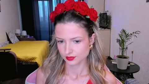 Julie online show from 04/29/26, 01:37