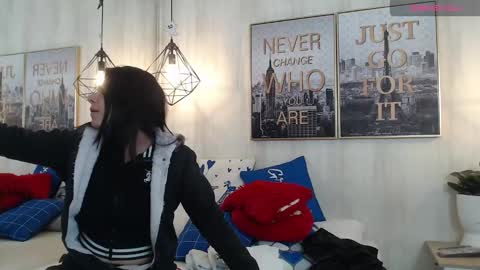 Julie and Tommy.  online show from 02/13/25, 02:56