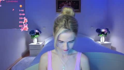 Snapshot of julieblazex chatting on 05/22/26, 08:36 julieblazex online show from 05/22/26, 08:36