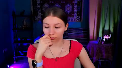 juliedaniel online show from 12/01/25, 08:19