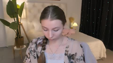 juliedaniel online show from 04/01/26, 08:04