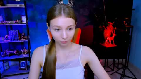 juliedaniel online show from 07/06/26, 04:09