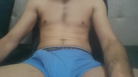 Snapshot of julien6100 chatting on 03/07/25, 12:12 Juju online show from 03/07/25, 12:12