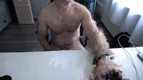 julienneedyou online show from 11/12/25, 09:53