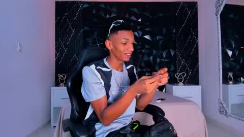 Julien online show from 02/17/26, 12:34