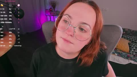 Snapshot of juliet_schoolgirl chatting on 12/14/24, 11:50 Juliet online show from 12/14/24, 11:50