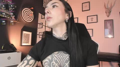 juliet_sourire online show from 04/14/26, 02:56