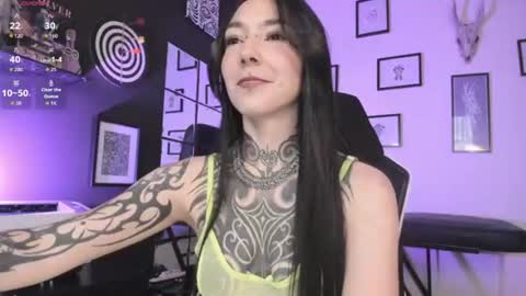 Snapshot of juliet_sourire chatting on 07/17/26, 08:14 juliet_sourire online show from 07/17/26, 08:14