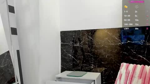 Juli online show from 02/15/25, 08:43