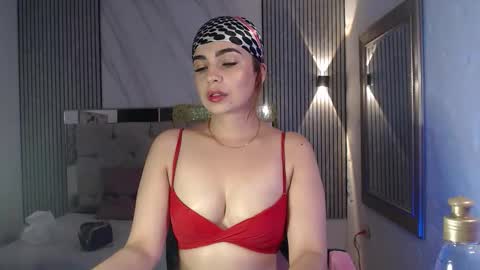 julieta__fox_ online show from 01/13/26, 02:50