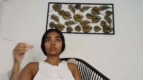 Juli online show from 10/05/25, 07:23