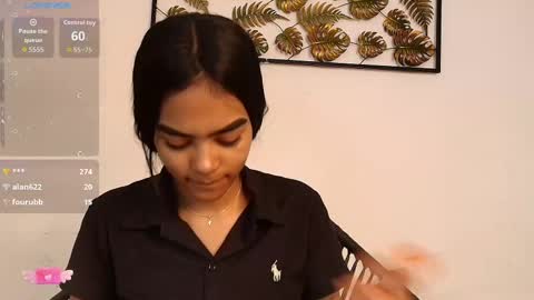 Juli online show from 10/07/25, 07:44