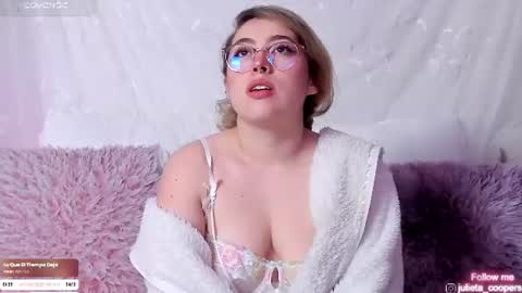 Juli  online show from 07/14/26, 04:06