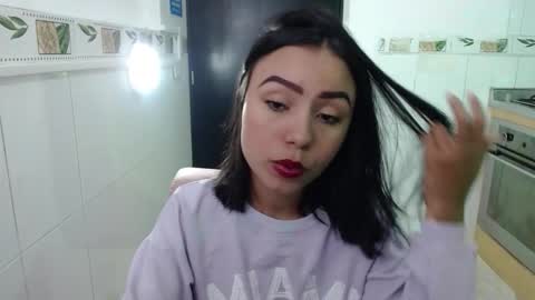 julieta_fn online show from 02/18/26, 03:08