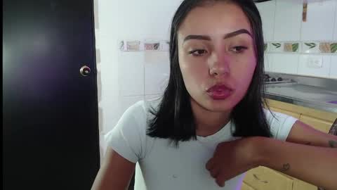julieta_fn online show from 06/02/26, 02:41