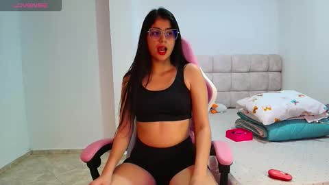 julieta_rose19 online show from 03/15/26, 12:16