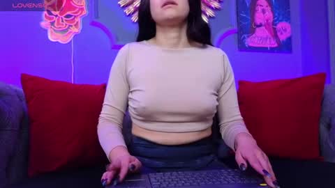  Julieta  online show from 01/27/25, 12:05