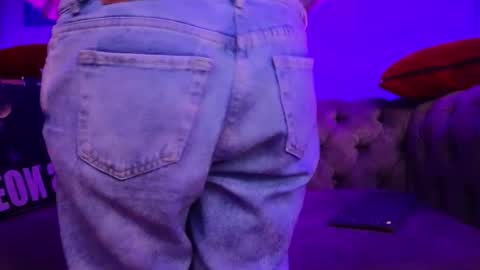  Julieta  online show from 03/11/25, 12:17