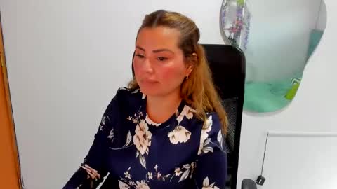 julieta_star69 online show from 09/09/25, 07:57