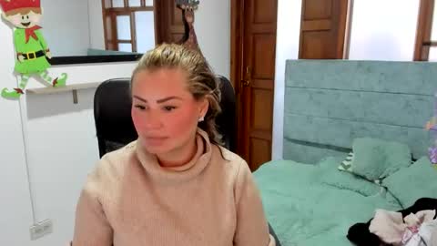 julieta_star69 online show from 12/14/25, 11:48