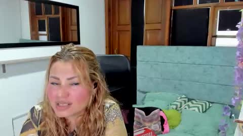 julieta_star69 online show from 01/18/26, 11:47