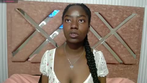 Julieta online show from 06/17/26, 03:31