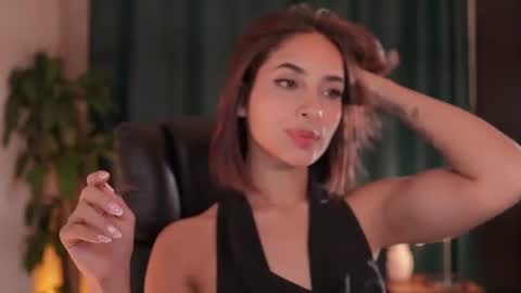 Snapshot of julieta_valencia chatting on 07/10/26, 12:59 julieta_valencia online show from 07/10/26, 12:59