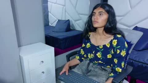 Julieta online show from 01/08/26, 06:21
