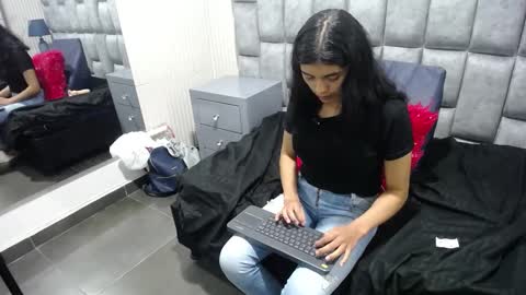 Julieta online show from 01/14/26, 06:24