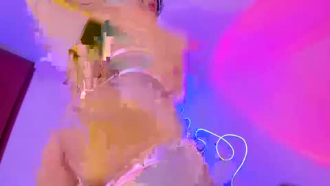 julietabomgv online show from 02/21/25, 10:15