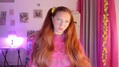 Snapshot of julietacollinss chatting on 07/11/26, 01:19 Julieta online show from 07/11/26, 01:19