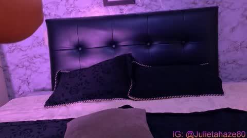 Julietahazze online show from 03/29/26, 04:23