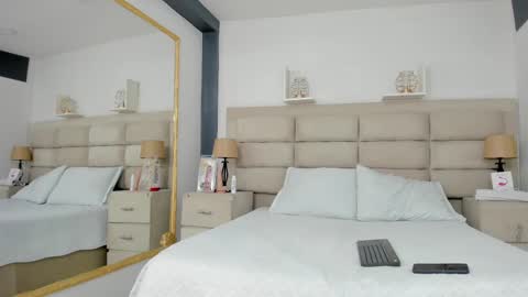 julietakane online show from 01/20/25, 08:50