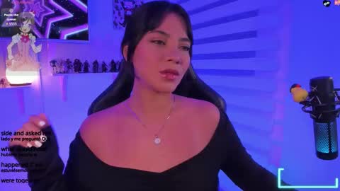 Julieta  online show from 11/23/25, 02:22